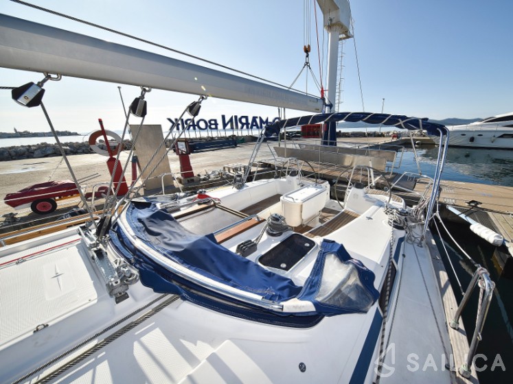 Bavaria 44 - Yacht Charter Sailica