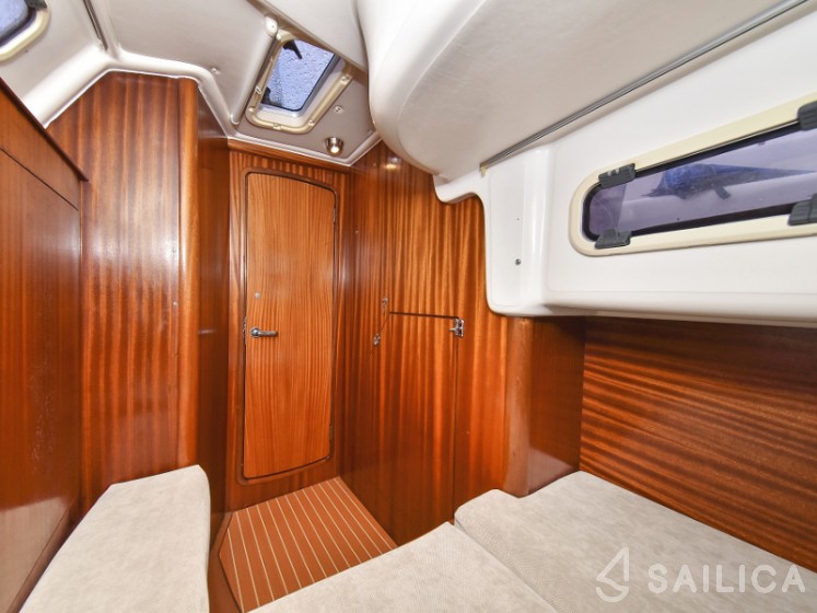 Bavaria 44 - Yacht Charter Sailica