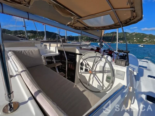 Helia 44 - Yacht Charter Sailica