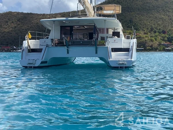 Helia 44 - Yacht Charter Sailica