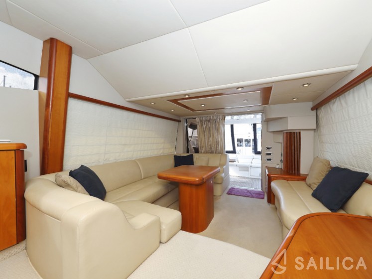 Manhattan 50 - Yacht Charter Sailica