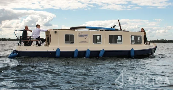 Custom Built - Yacht Charter Sailica