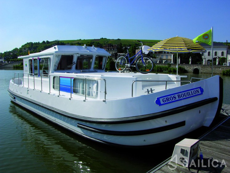 Pénichette 1120 - Yacht Charter Sailica