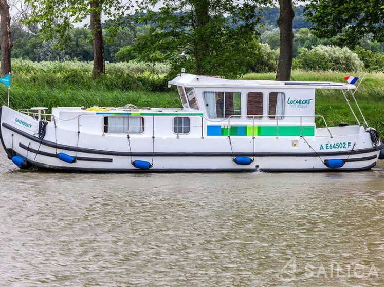 Pénichette 1120 - Yacht Charter Sailica