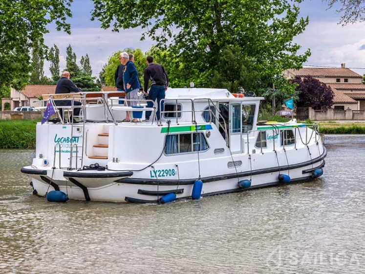 Pénichette 1180 - Yacht Charter Sailica