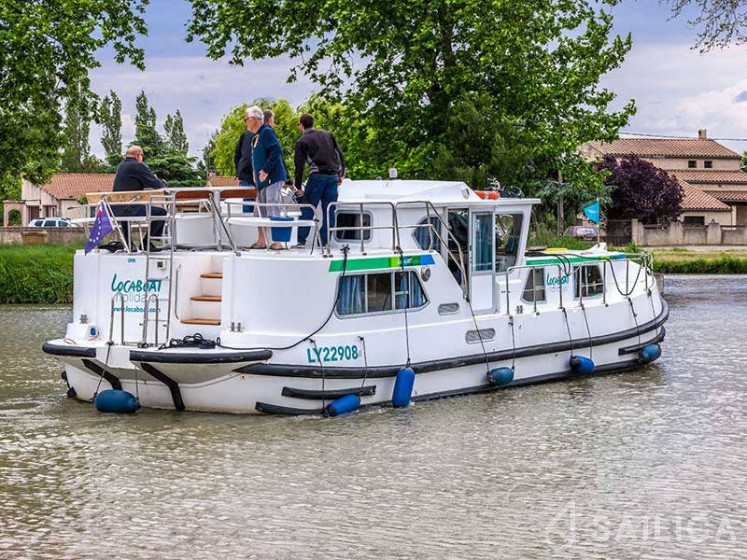 Pénichette 1180 - Yacht Charter Sailica