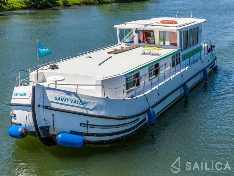 Pénichette 1500R - Yacht Charter Sailica