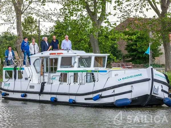 Pénichette 1500FB - Yacht Charter Sailica