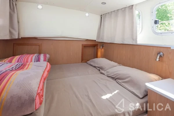 Pénichette 935 - Yacht Charter Sailica