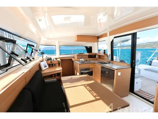 Excess 11 - Photo #6 Excess 11 - Yacht Charter Sailica