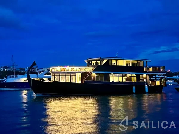 Custom Built - Yacht Charter Sailica