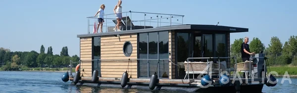 Houseboat - Yacht Charter Sailica