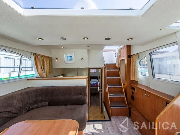 Europa 400 - Yacht Charter Sailica