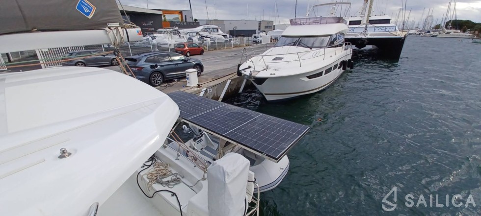Excess 11 - Yacht Charter Sailica