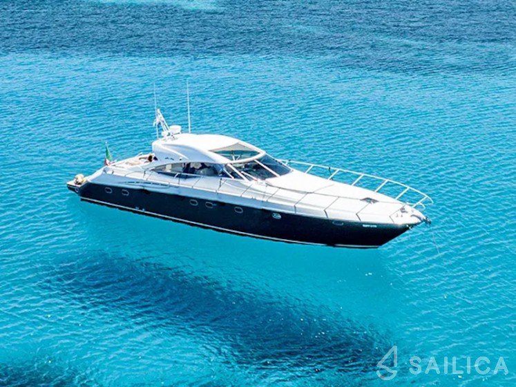 Sarnico 65 - Yacht Charter Sailica