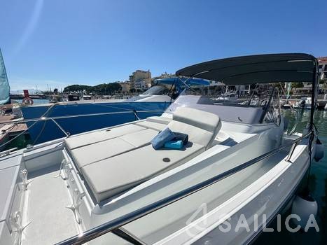 Beneteau Flyer 9 - Yacht Charter Sailica
