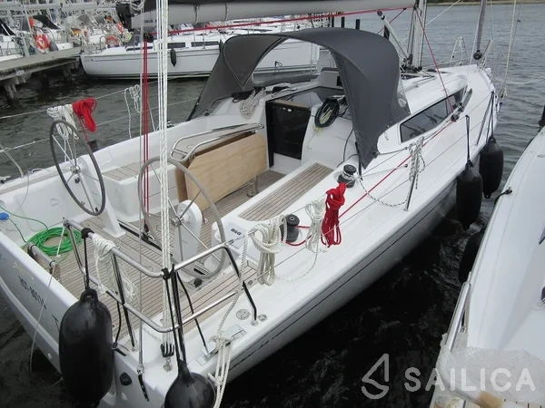 Dehler 34 - Photo #14 Dehler 34 - Yacht Charter Sailica