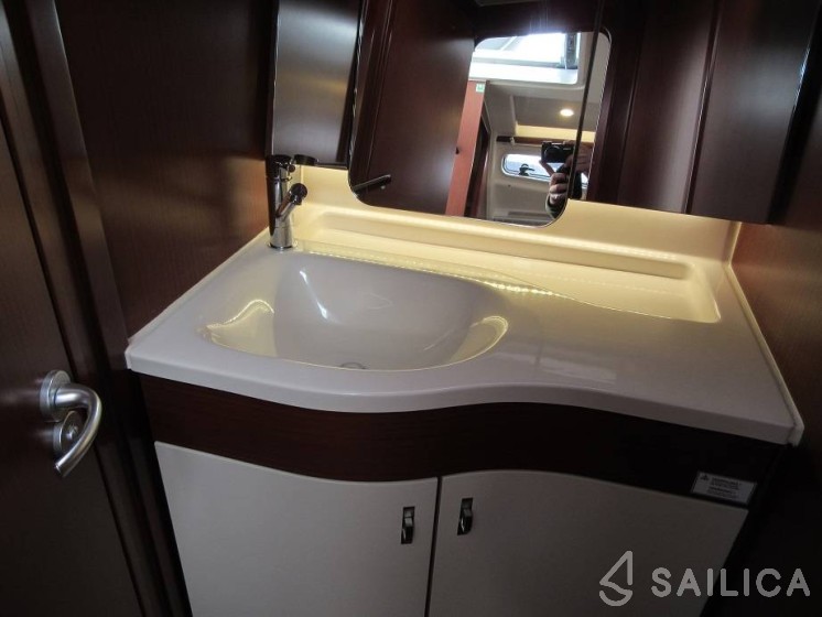 Dehler 34 - Yacht Charter Sailica