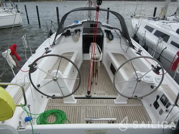 Dehler 34 - Photo #12 Dehler 34 - Yacht Charter Sailica