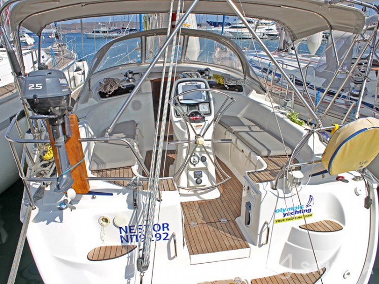 Bavaria 37 Cruiser - Yacht Charter Sailica