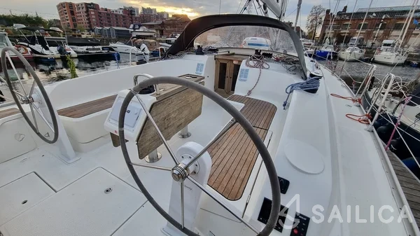 Bavaria 46 - Yacht Charter Sailica