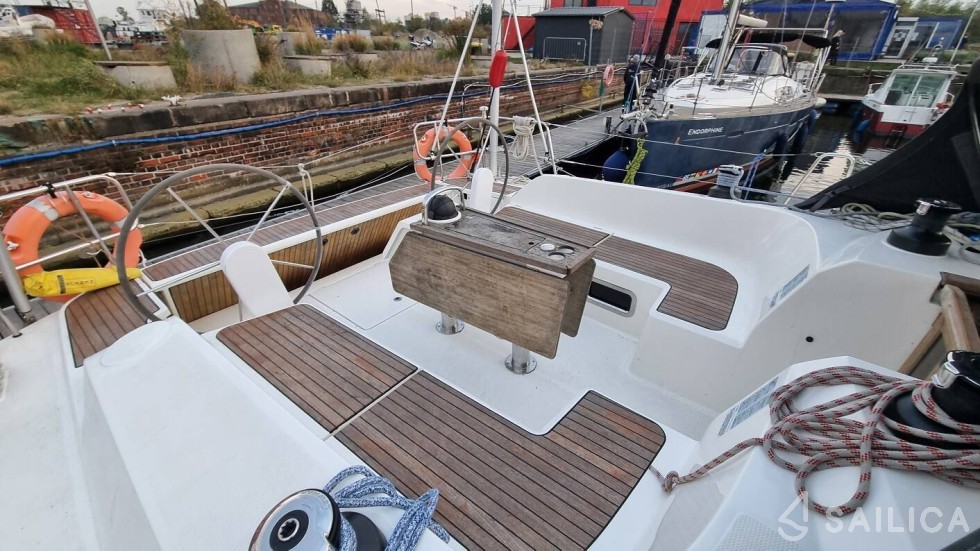 Bavaria 46 - Yacht Charter Sailica