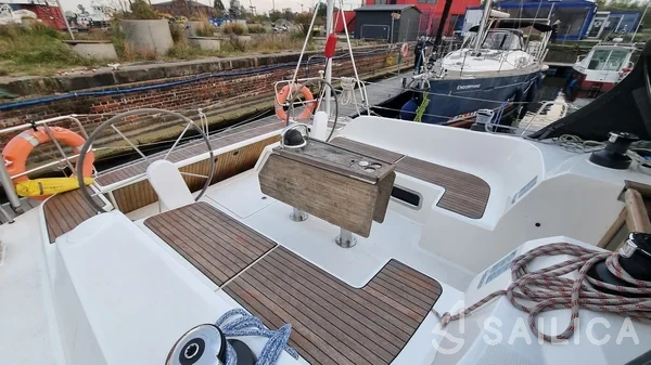 Bavaria 46 - Yacht Charter Sailica