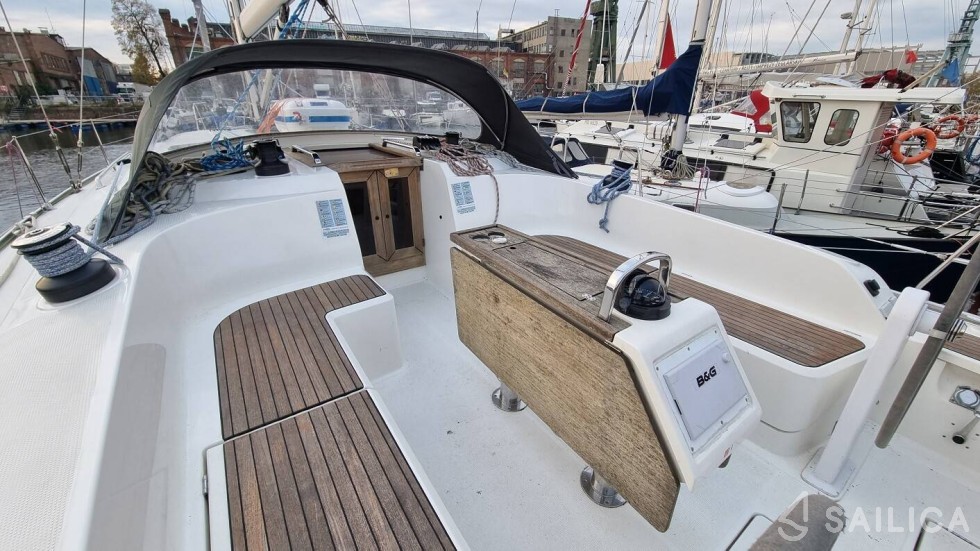 Bavaria 46 - Yacht Charter Sailica