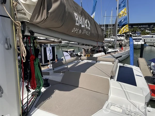 Bali 4.2 - Yacht Charter Sailica