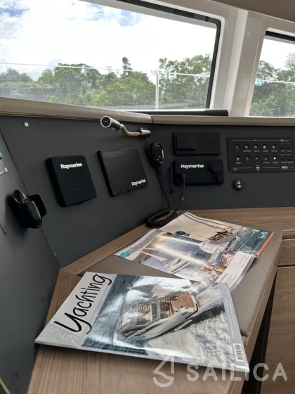 Bali 4.4 - Yacht Charter Sailica
