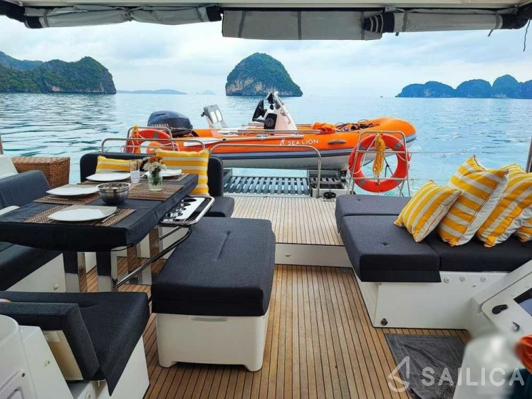 Lagoon 52F - Yacht Charter Sailica