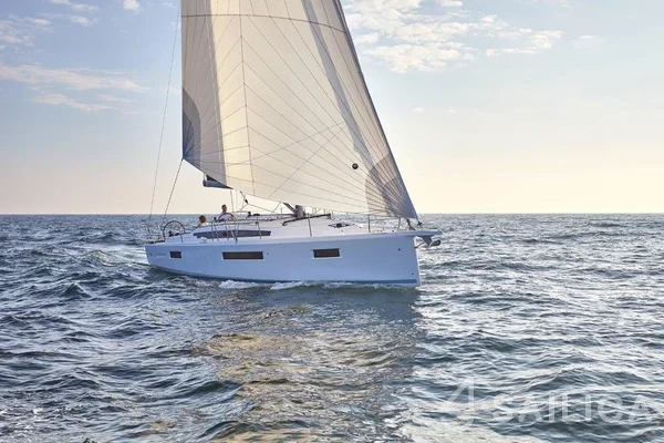 Sun Odyssey 410 - Yacht Charter Sailica