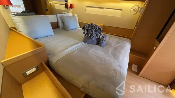 Sun Odyssey 440 - Yacht Charter Sailica