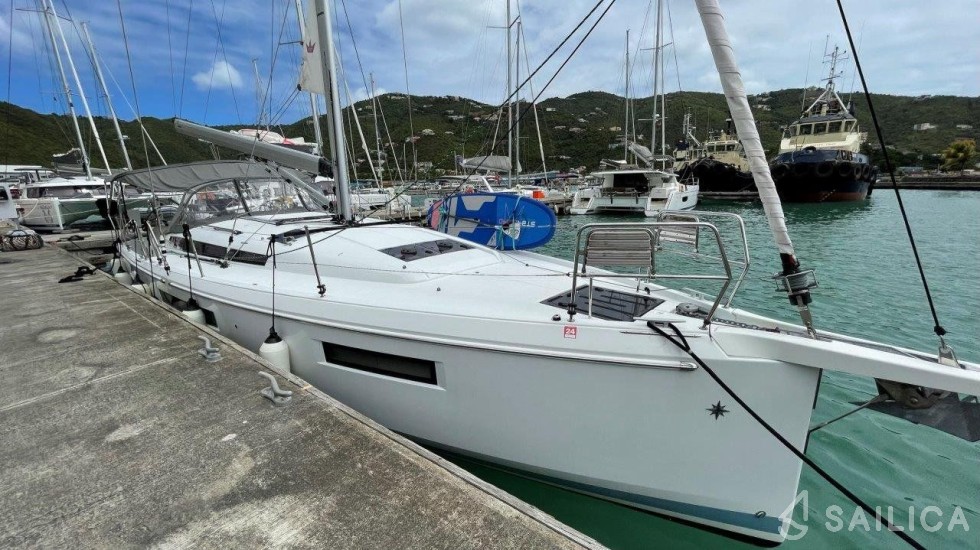 Sun Odyssey 440 - Yacht Charter Sailica