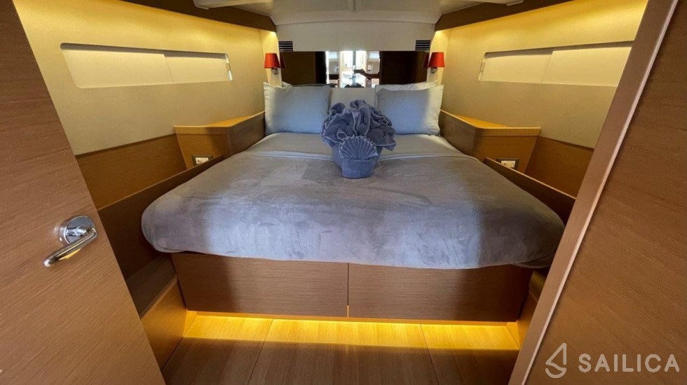 Sun Odyssey 440 - Yacht Charter Sailica