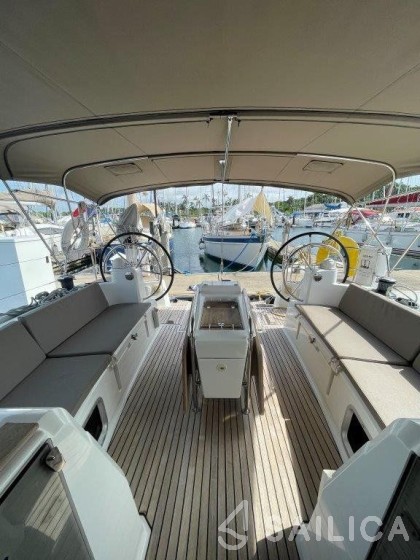 Sun Odyssey 519 - Yacht Charter Sailica