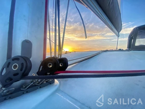 Lagoon 400 S2 - Yacht Charter Sailica