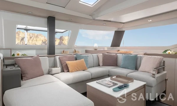 Elba 45 - Yacht Charter Sailica