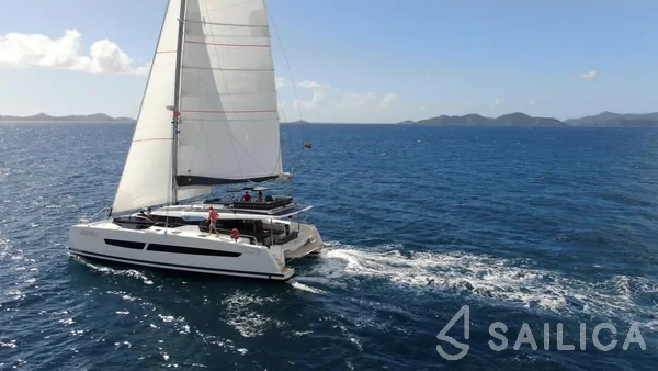Aura 51 - Yacht Charter Sailica