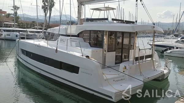 Bali Catspace - Yacht Charter Sailica