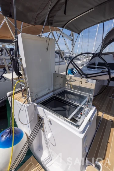 Elan 45 Impression - Yacht Charter Sailica