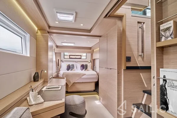 Lagoon 51 - Yacht Charter Sailica