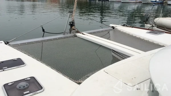 Lagoon 410 S2 - Yacht Charter Sailica