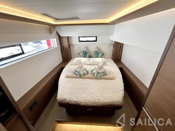 Lagoon 46  - Yacht Charter Sailica