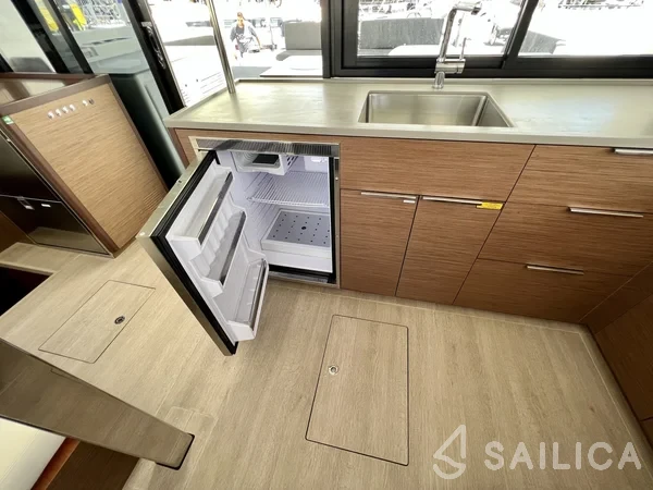 Lagoon 46  - Yacht Charter Sailica