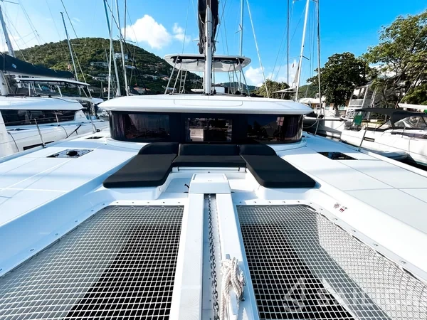 Lagoon 46  - Yacht Charter Sailica