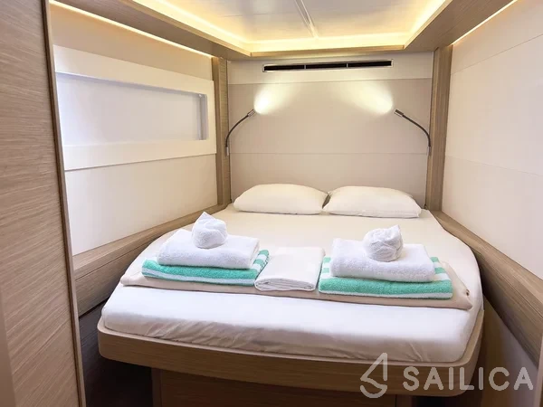 Lagoon 46  - Yacht Charter Sailica