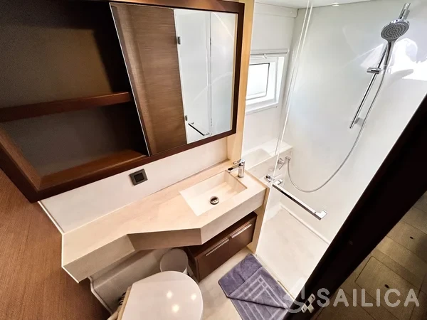 Lagoon 46  - Yacht Charter Sailica