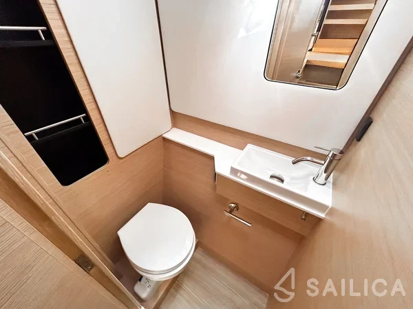 Nautitech 44 - Yacht Charter Sailica