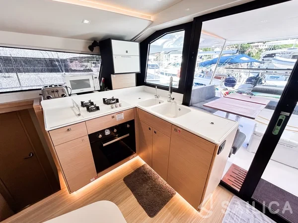 Nautitech 44 - Yacht Charter Sailica